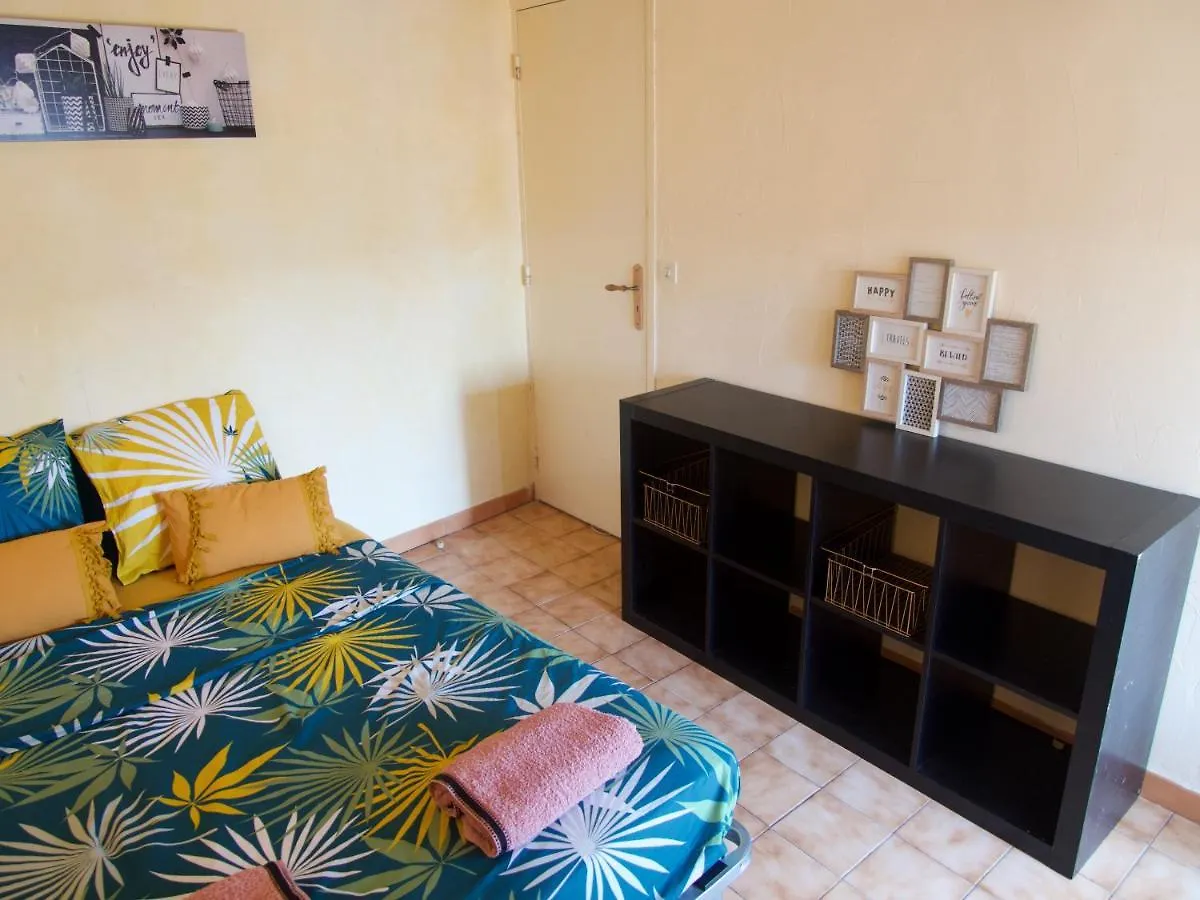 Appart T3 au coeur de Gréoux-les-Bains Appartement