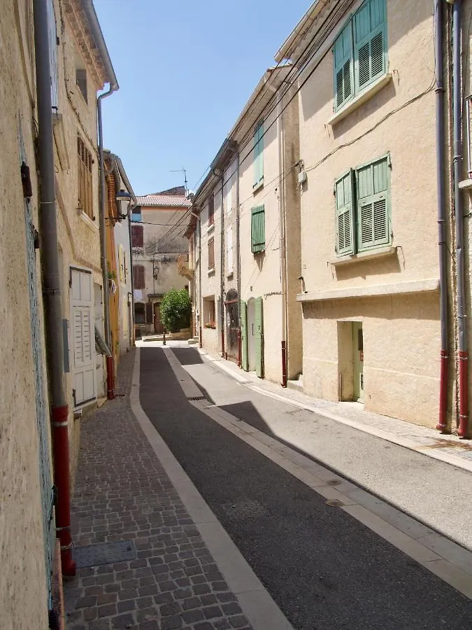 Appart T3 au coeur de Gréoux-les-Bains France